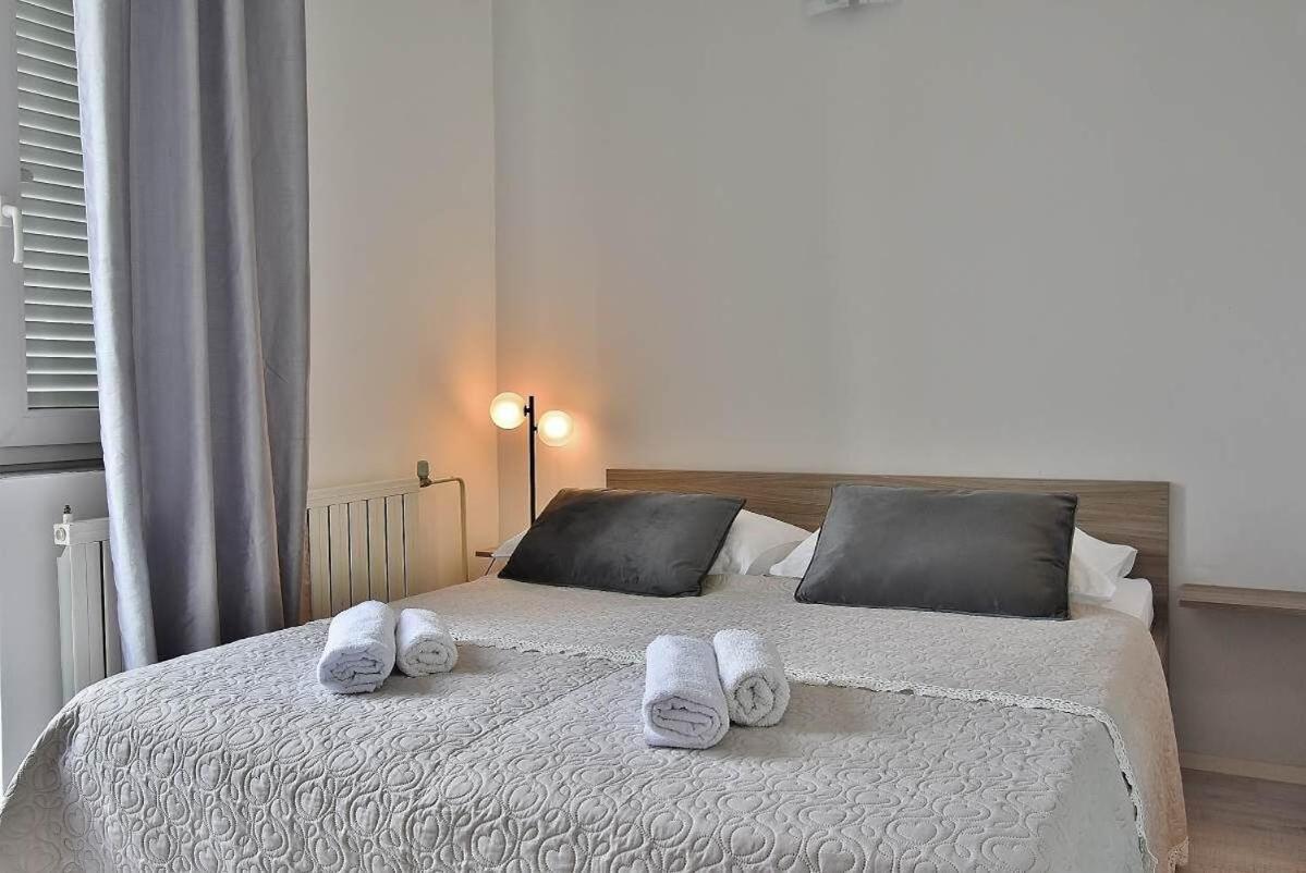 Apartments Ruzica Banjol 외부 사진