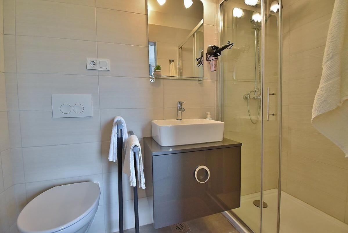 Apartments Ruzica Banjol 외부 사진